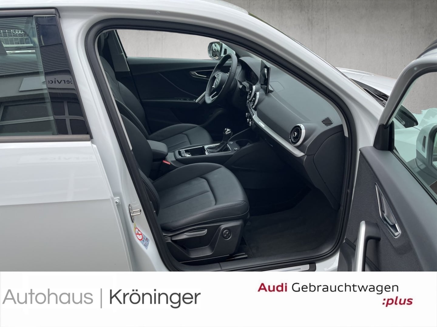 Bild über Audi Q2 S line 35 TFSI S tronic - für weitere Informationen kontaktieren Sie den Audi Partner