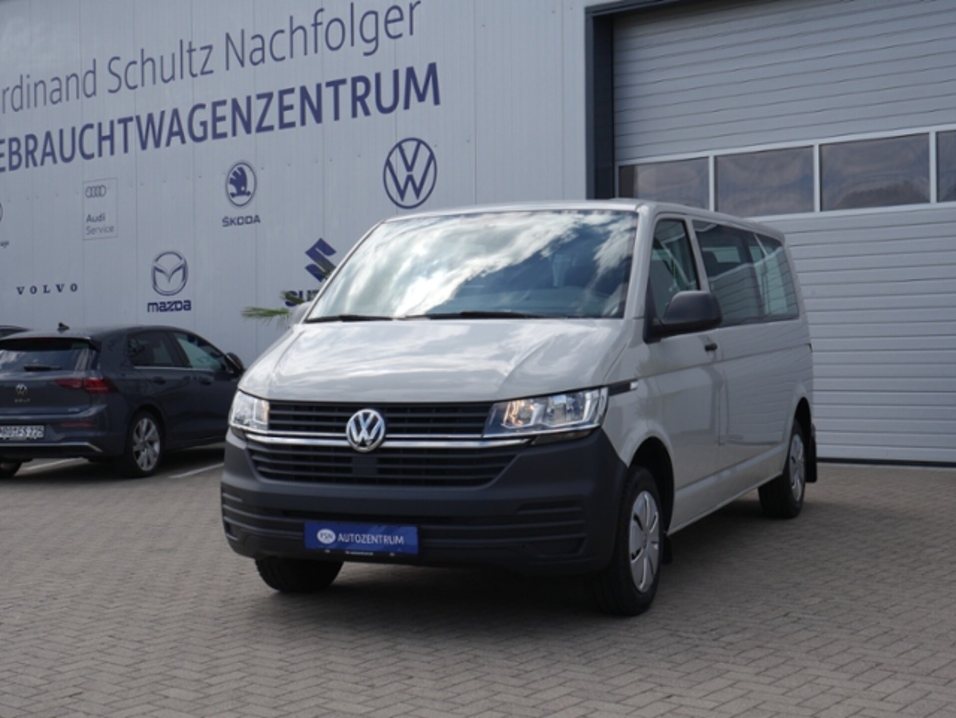 Volkswagen T6.1 Transporter Kombi langer Radstand
