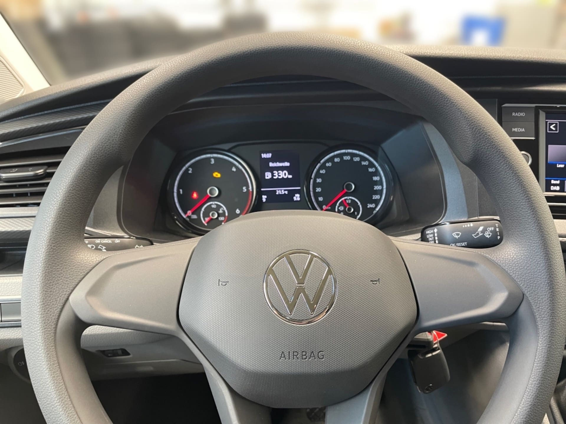 Volkswagen T6.1 Transporter Kasten langer Radstand