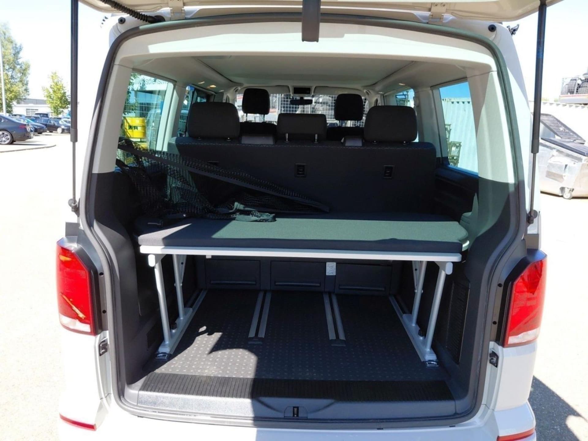 Volkswagen T6.1 California Beach