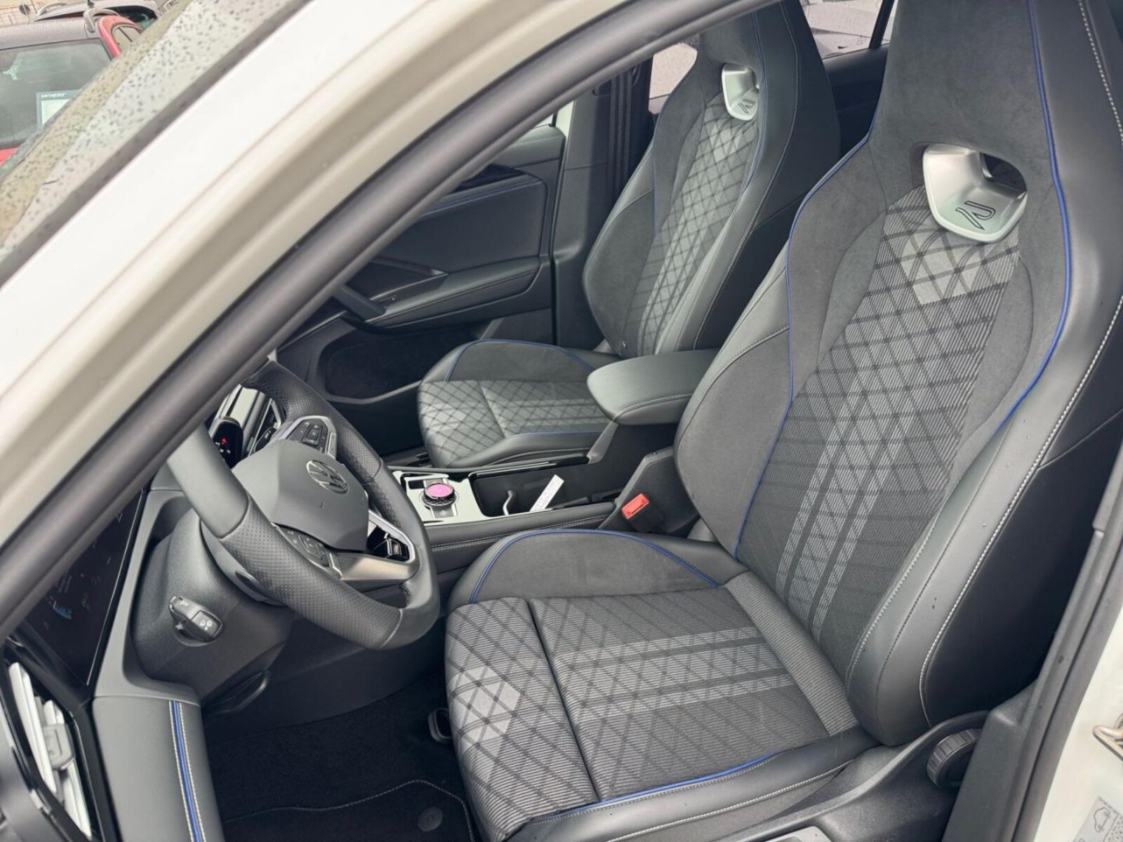 Volkswagen Tiguan – Bild 18