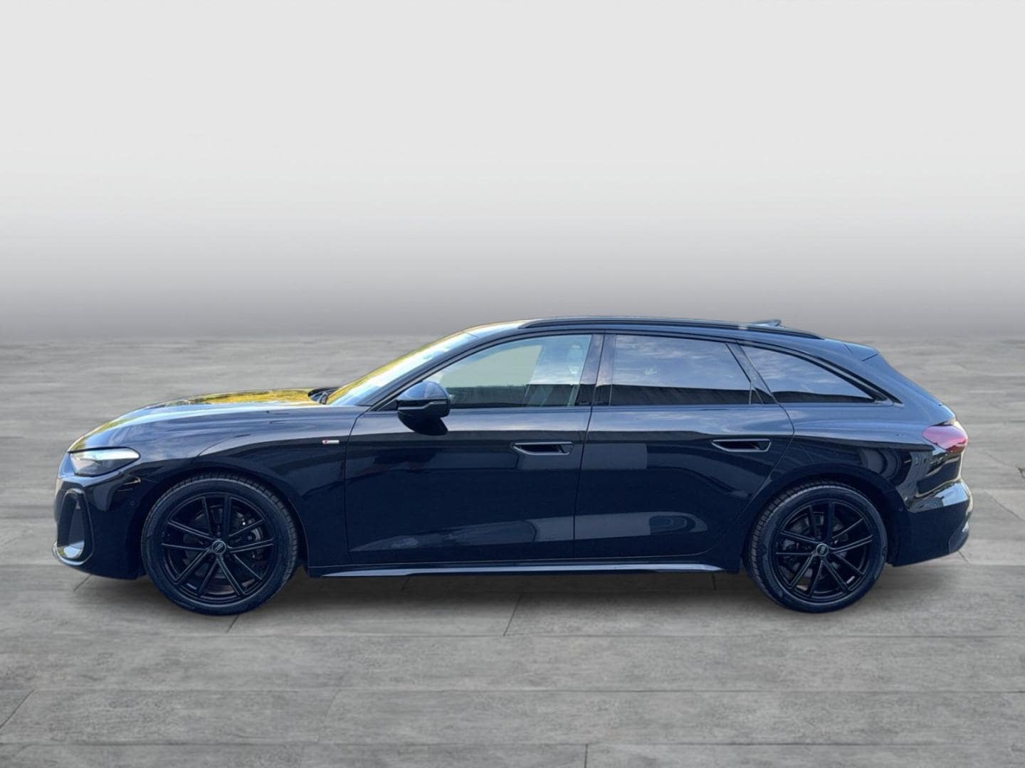 Bild über Audi A5 Avant TDI 150 kW S tronic - für weitere Informationen kontaktieren Sie den Audi Partner