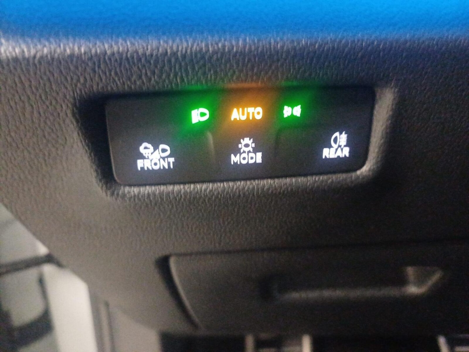 Volkswagen Tiguan – Bild 10
