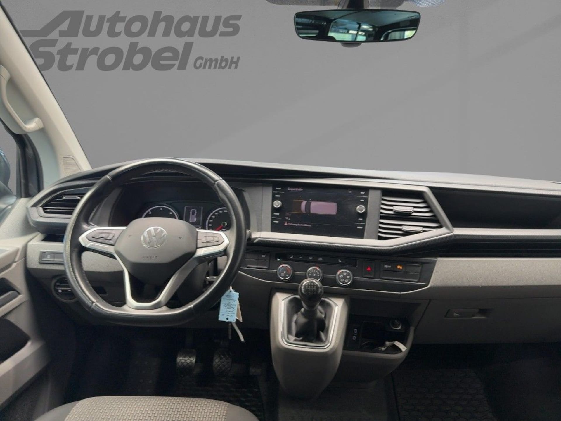 Volkswagen T6.1 Transporter Kombi langer Radstand