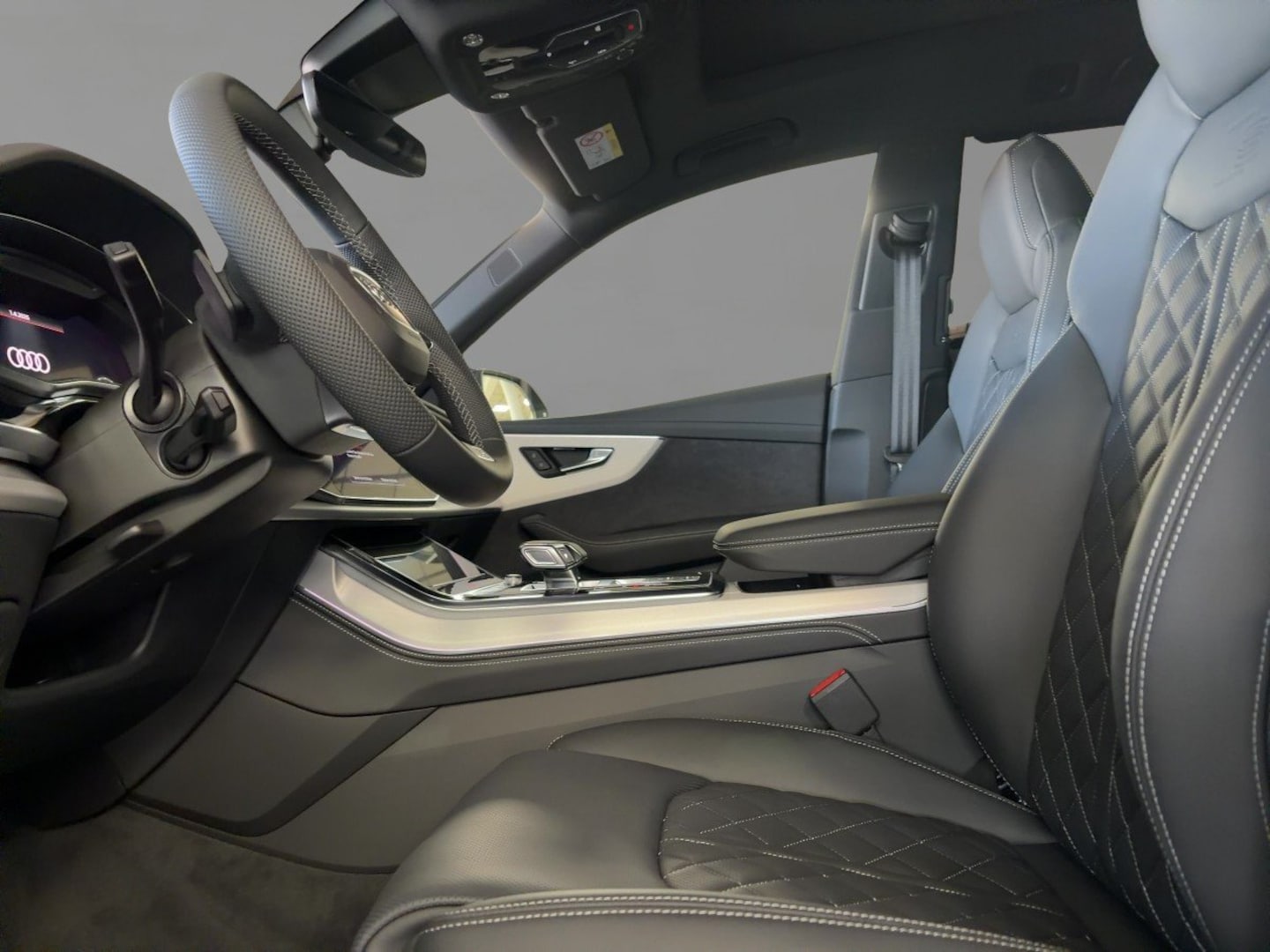 Bild über Audi Q8 SUV 50 TDI quattro tiptronic - für weitere Informationen kontaktieren Sie den Audi Partner