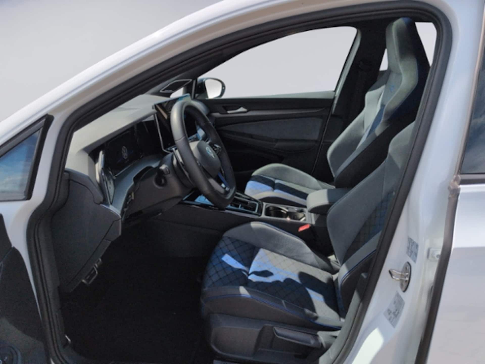 Volkswagen Golf R Black Edition