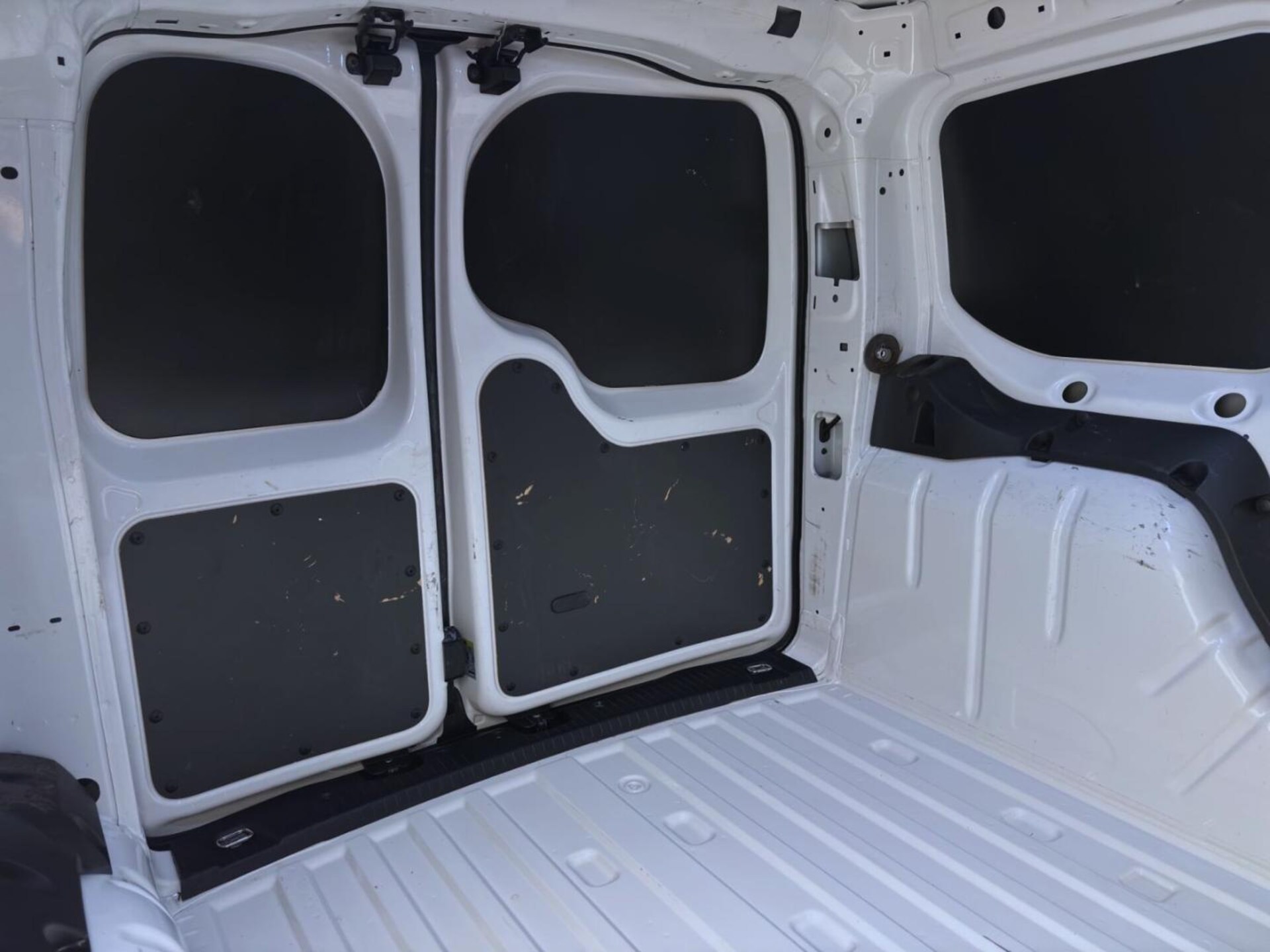 Volkswagen Caddy Cargo