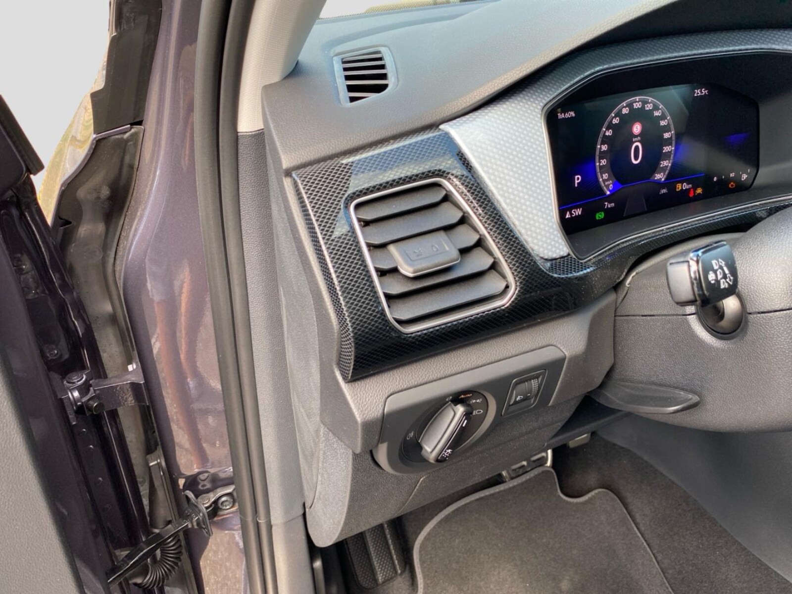 Volkswagen T-Cross – Bild 12