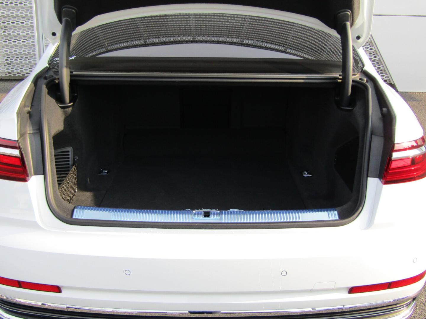 Image about Audi A8 55 TFSI quattro 250(340) kW(PS) tiptronic