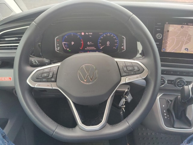 Volkswagen T6.1 Caravelle larger