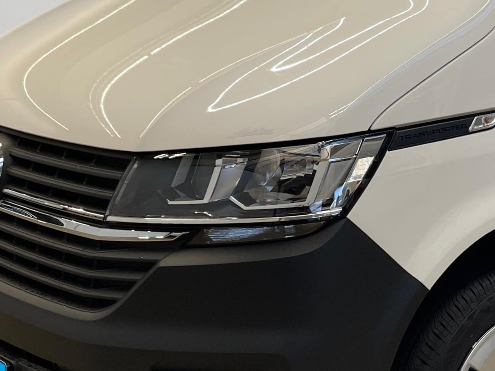 Volkswagen T6.1 Transporter Kasten langer Radstand