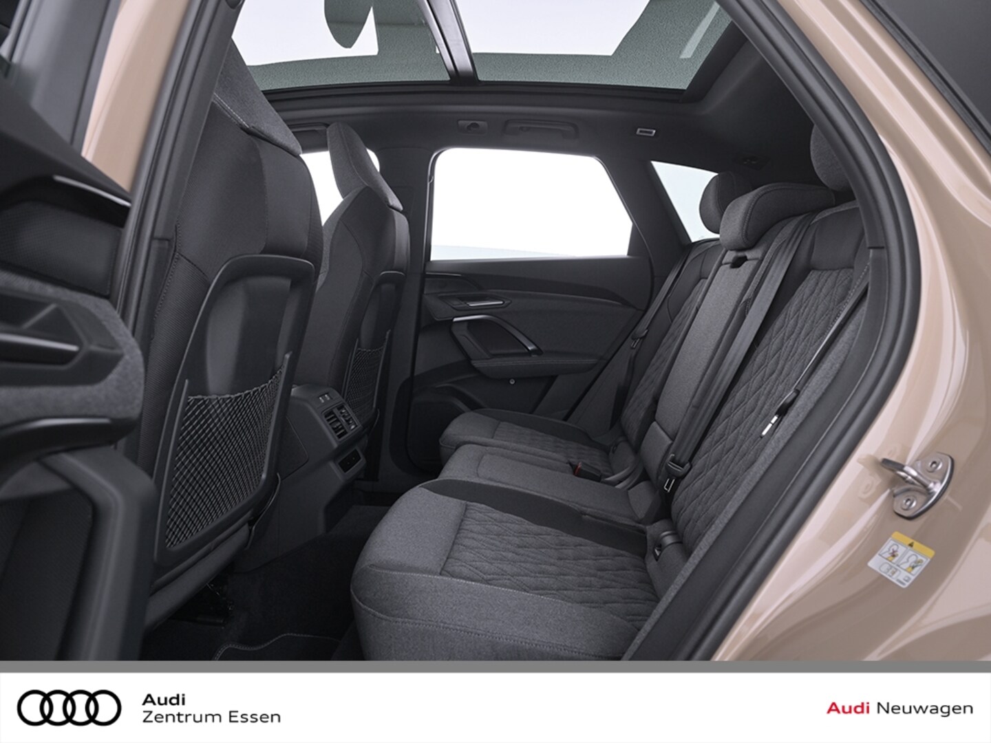 Bild über Audi Q5 SUV TDI quattro 150 kW S tronic - für weitere Informationen kontaktieren Sie den Audi Partner