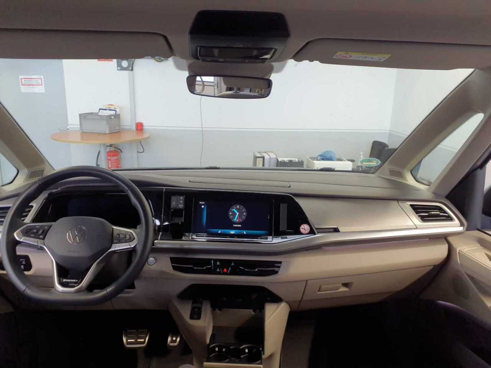 Volkswagen Multivan Langversion – Bild 4