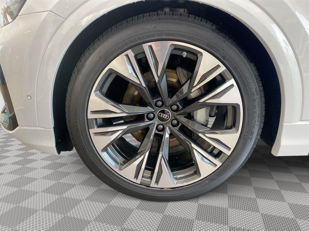 2026 Audi Q8 Premium Plus - Photo 10