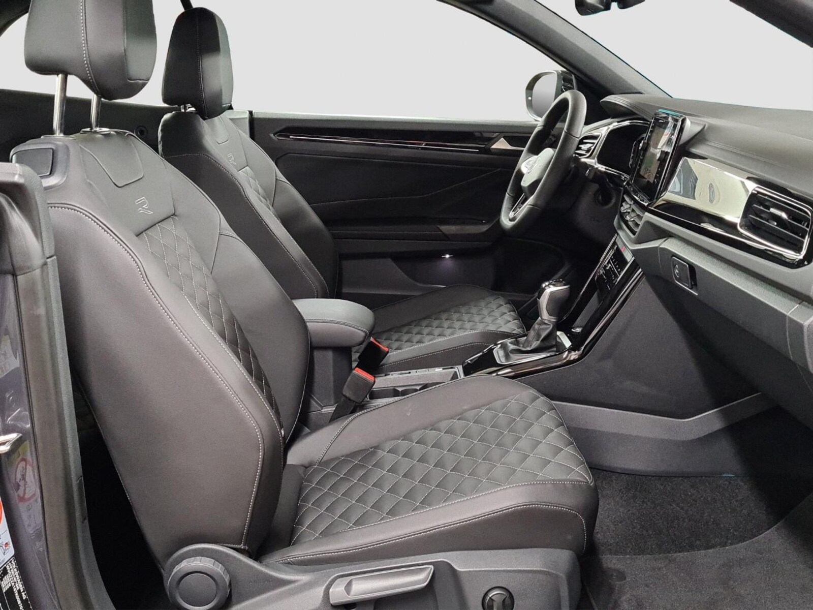 Volkswagen T-Roc Cabriolet – Bild 14