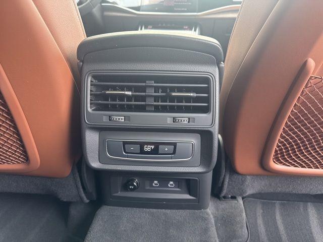 2025 Audi Q7 Premium Plus - Photo 17