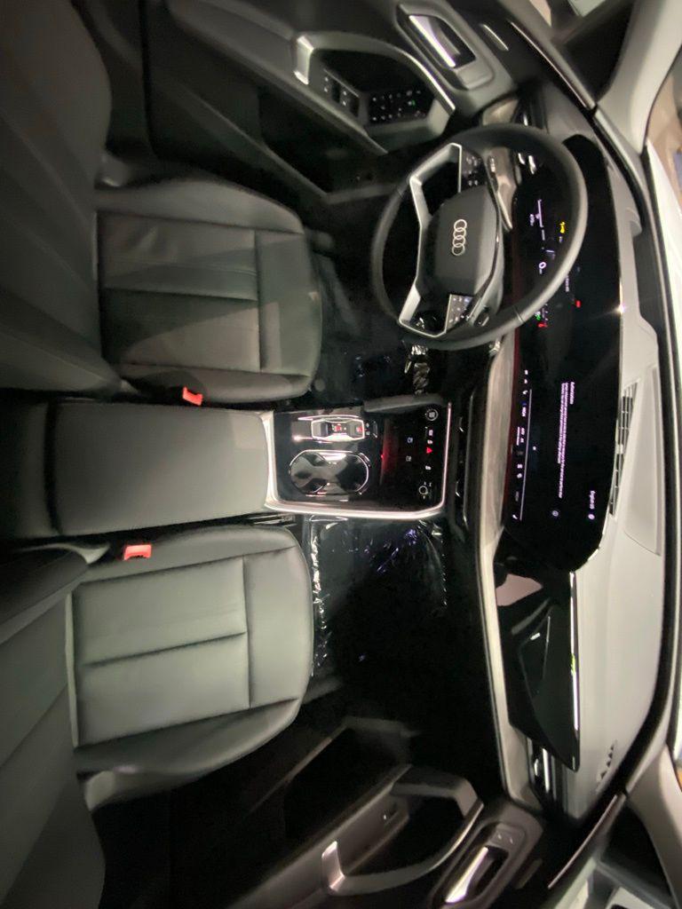 2025 Audi Q5 Premium Plus - Photo 10