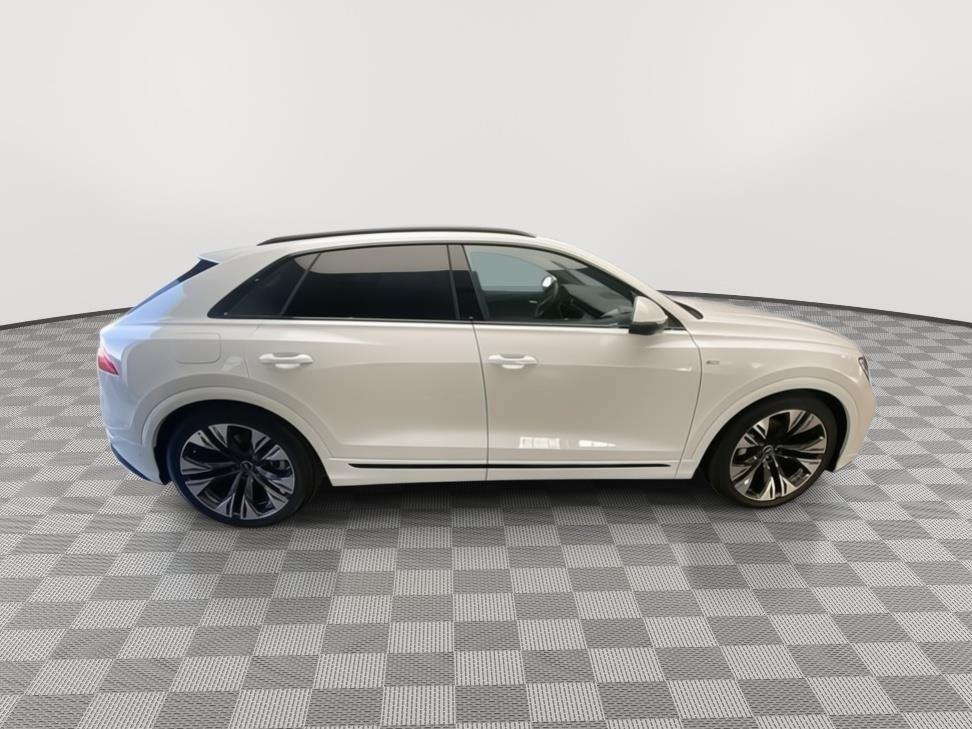 2026 Audi Q8 Premium Plus - Photo 9