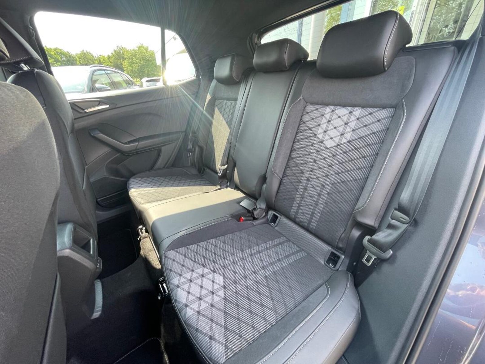 Volkswagen T-Cross – Bild 13