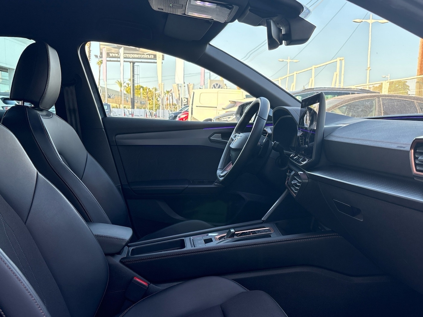 CUPRA Leon León 1.5 eTSI DSG 110 kW (150 CV) — photo 6