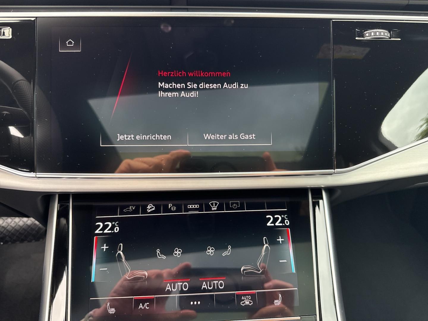 Bild über Audi Q7 SUV TFSI e S line business TFSI e quattro 290 kW tiptronic - für weitere Informationen kontaktieren Sie den Audi Partner