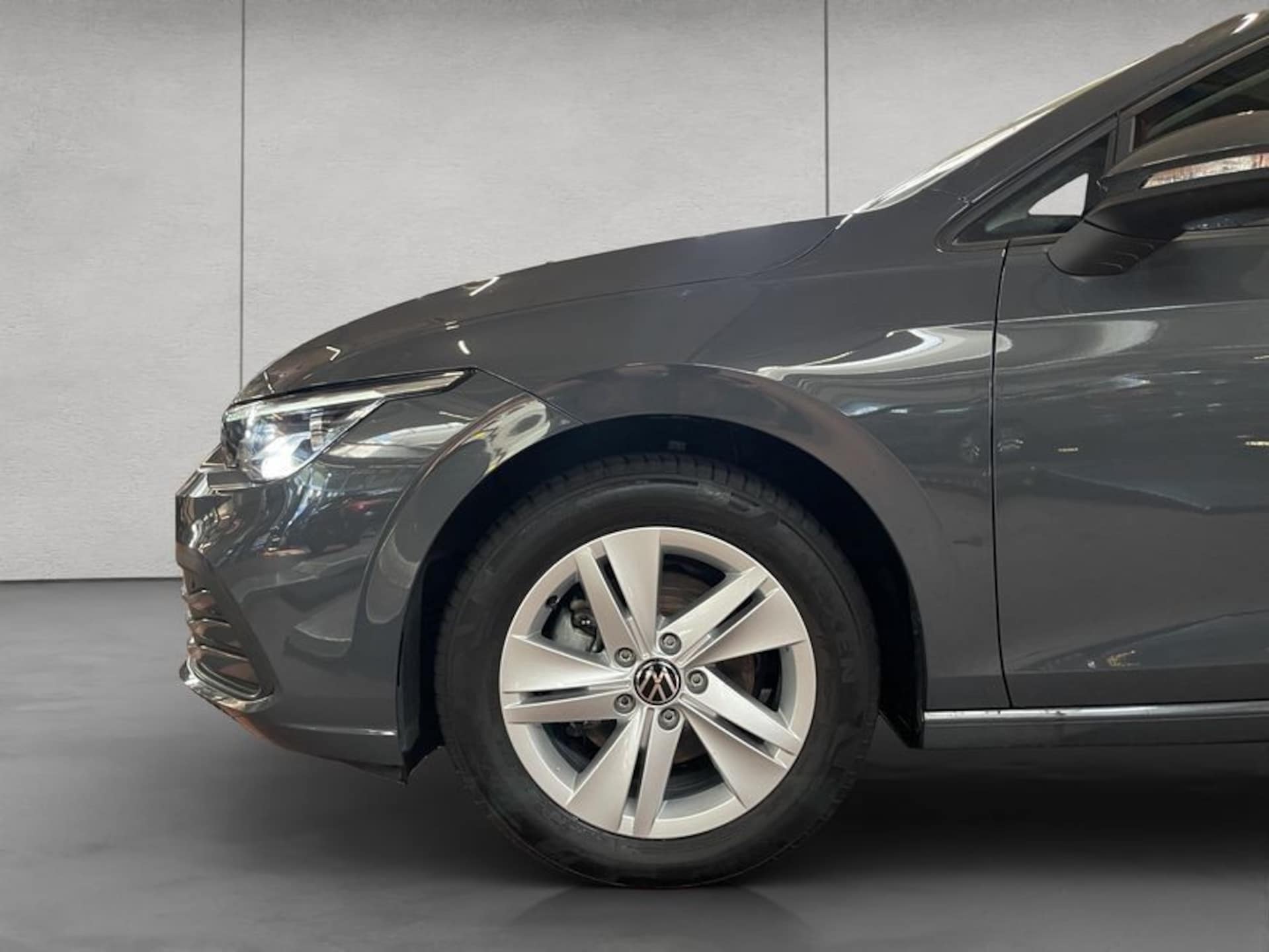 Volkswagen Golf Variant Life