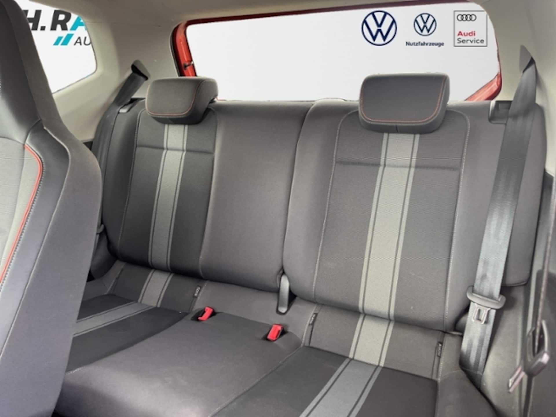 Volkswagen up! high up!