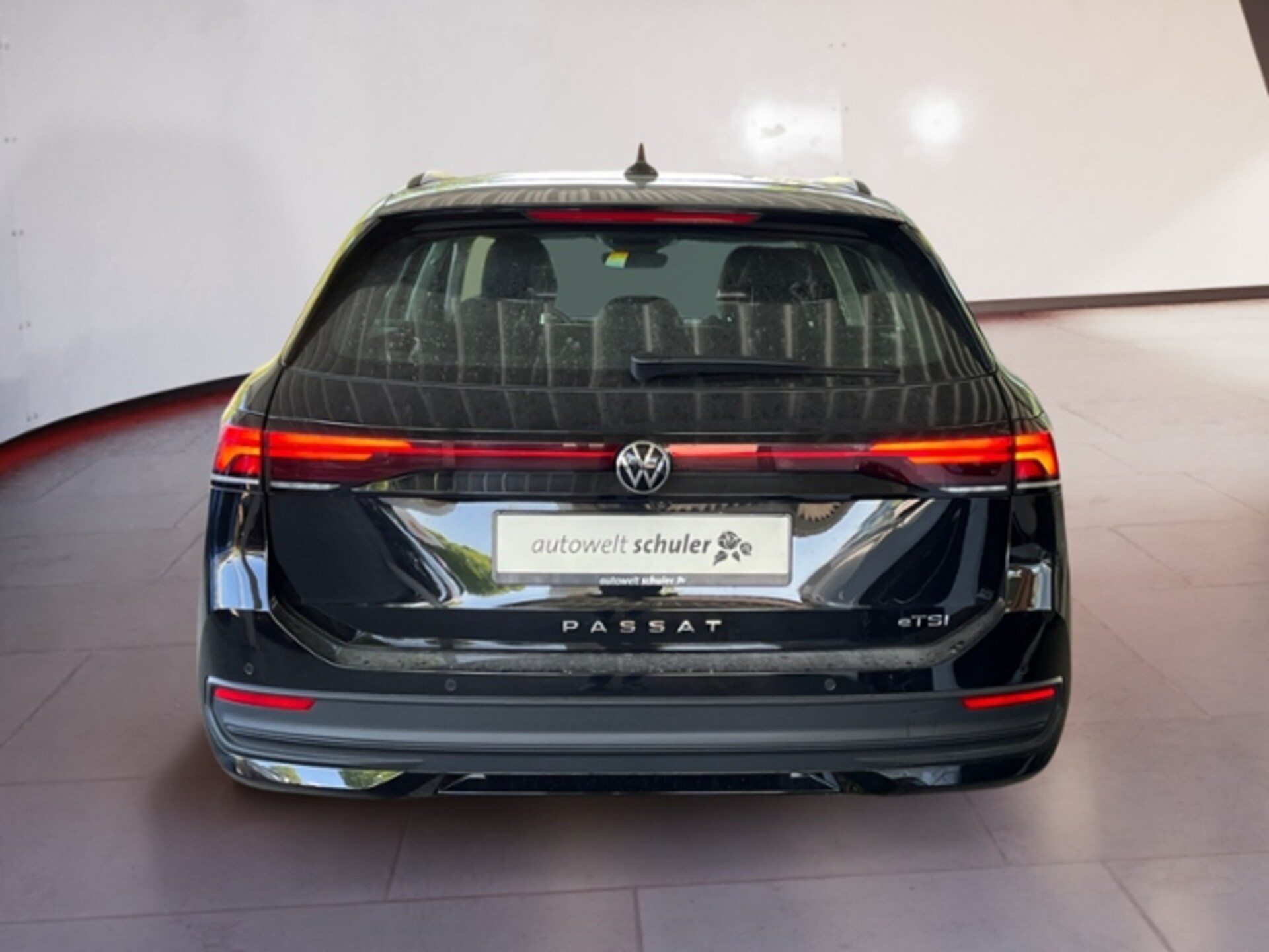 Volkswagen Passat Basis-Modell