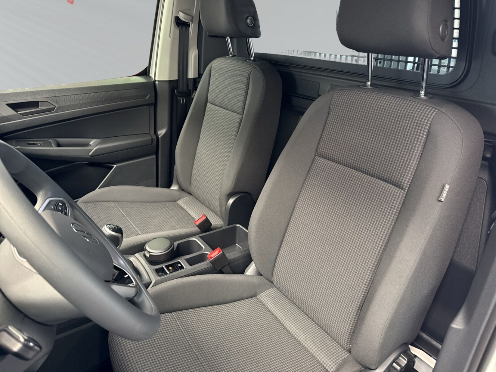 Volkswagen Caddy Cargo – Bild 9