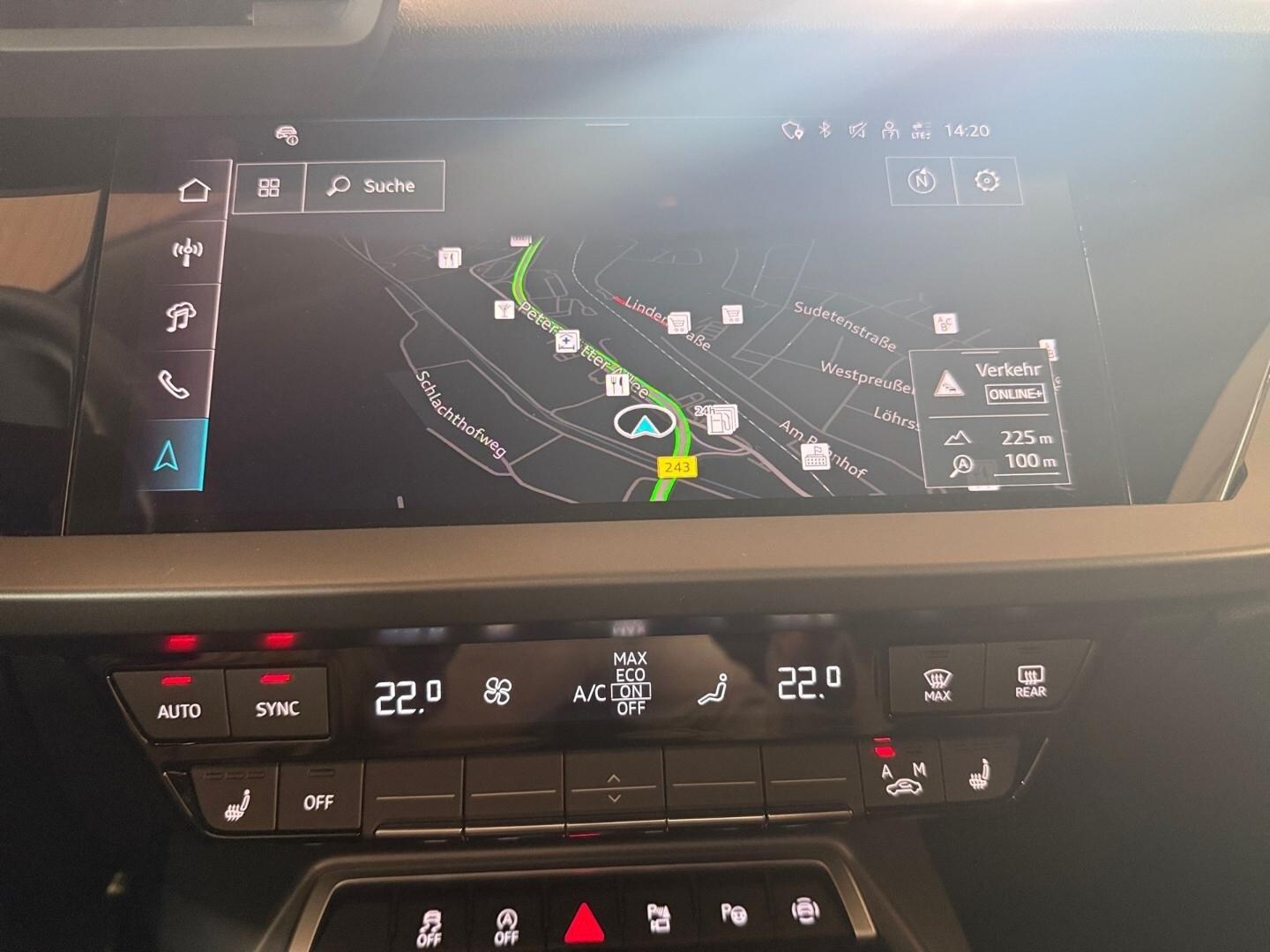 Bild über Audi A3 Limousine TDI S tronic - für weitere Informationen kontaktieren Sie den Audi Partner