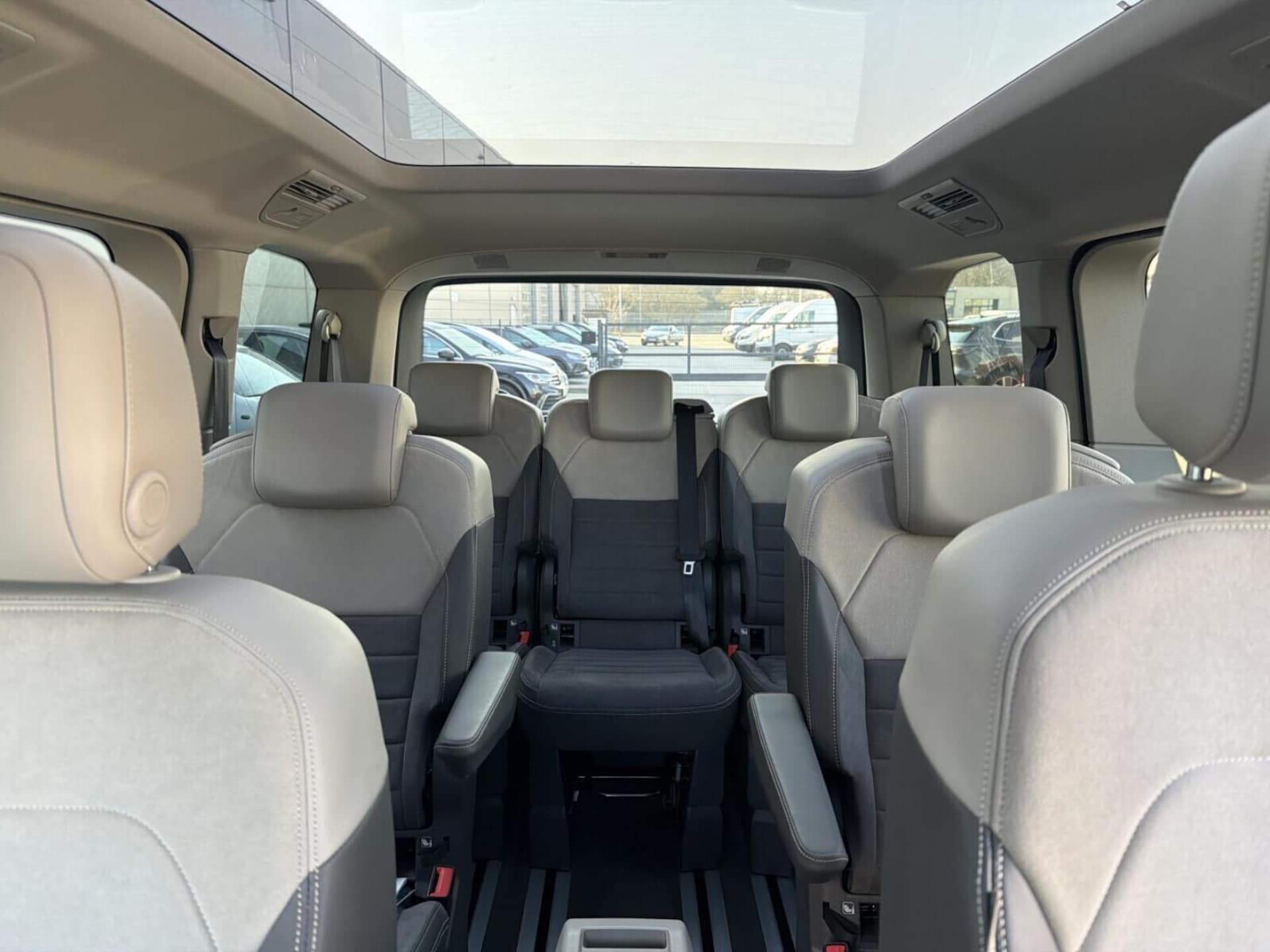 Volkswagen Multivan Style