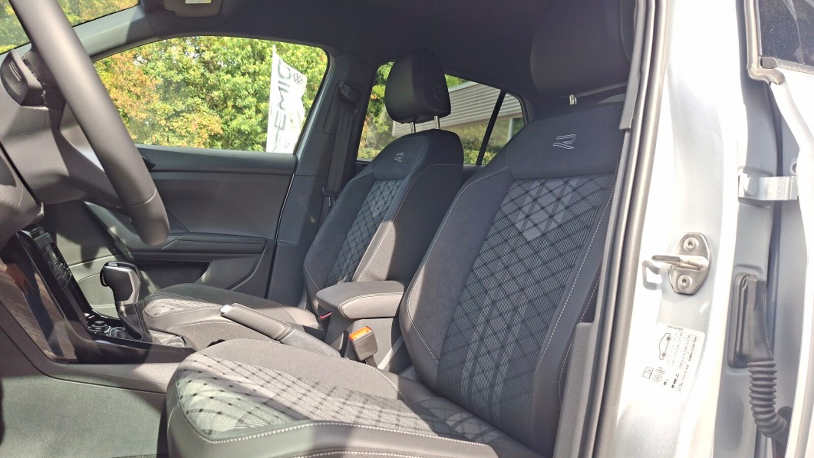 Volkswagen T-Cross – Bild 6
