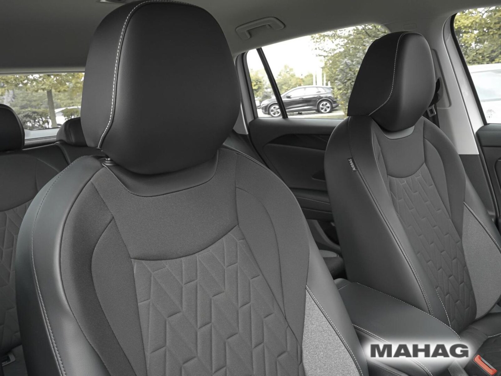 Volkswagen Tiguan – Bild 16