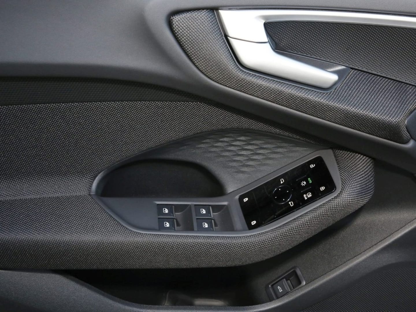 Bild über Audi A5 Avant TFSI 110 kW S tronic - für weitere Informationen kontaktieren Sie den Audi Partner