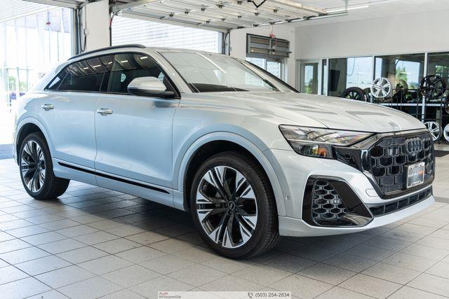 2024 Audi Q8 55 Premium Plus Tiptonic quattro's photo