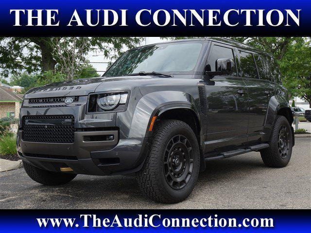 Photo of 2025 Land Rover Defender