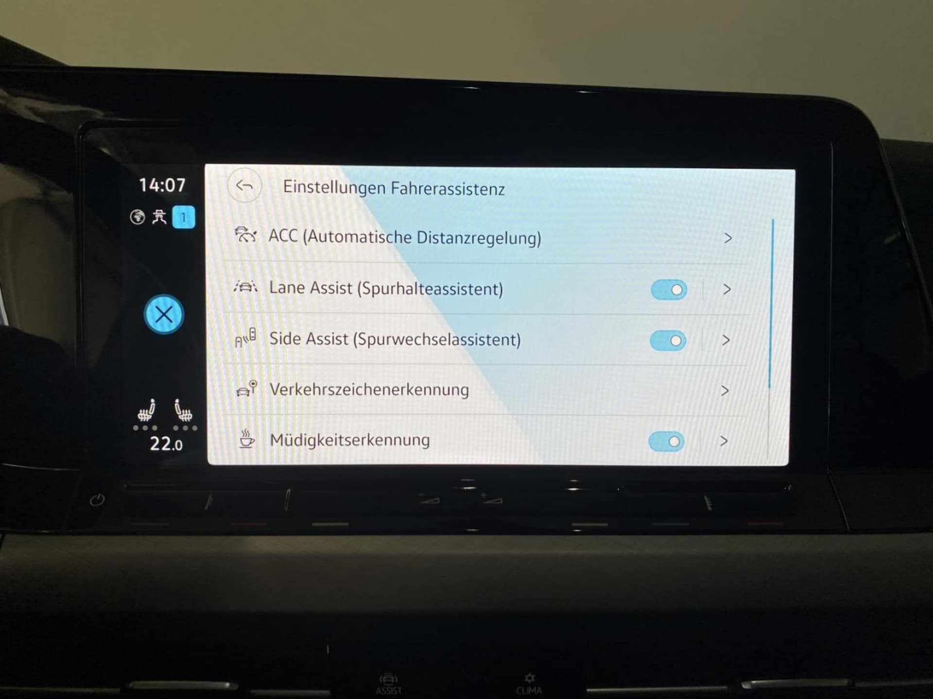 Volkswagen Golf Life