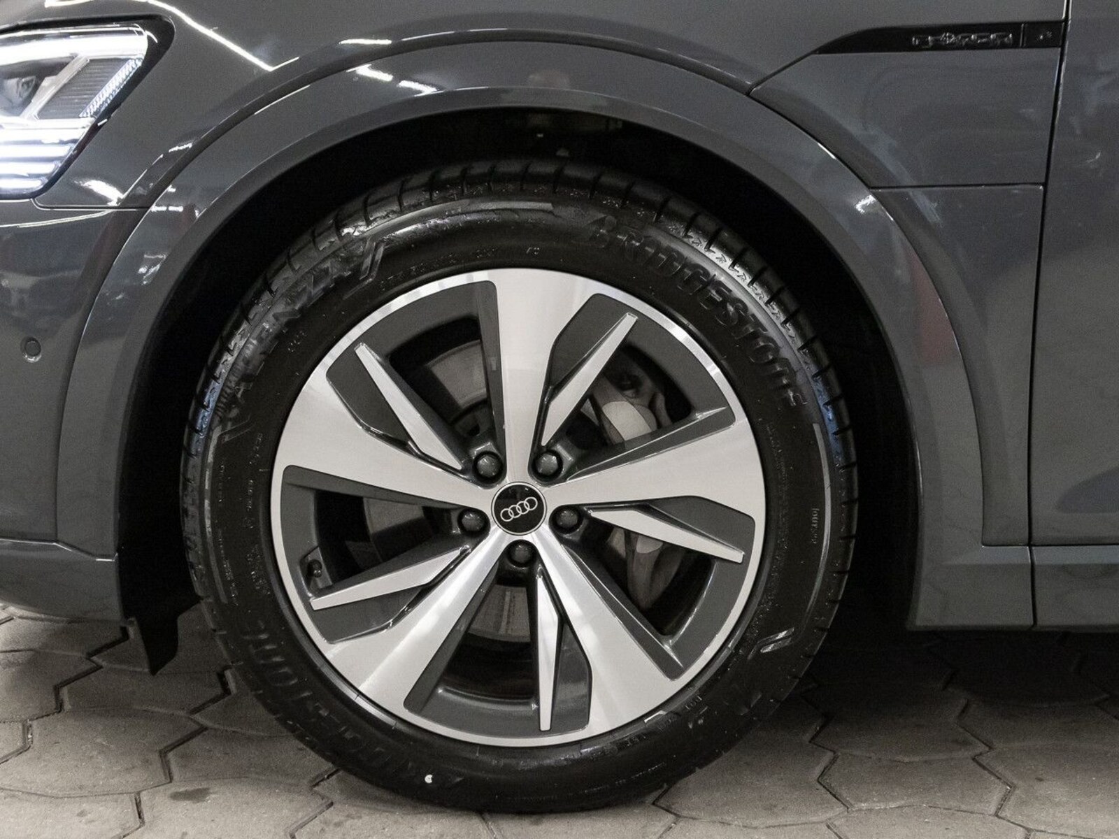 Audi Q8 e-tron – Bild 9