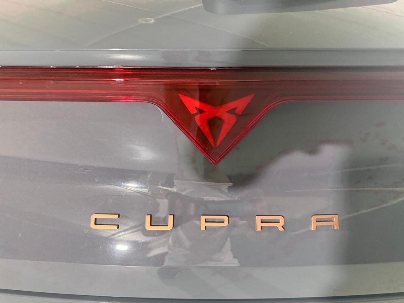 CUPRA Leon León 1.5 eTSI DSG 110 kW (150 CV) — photo 11