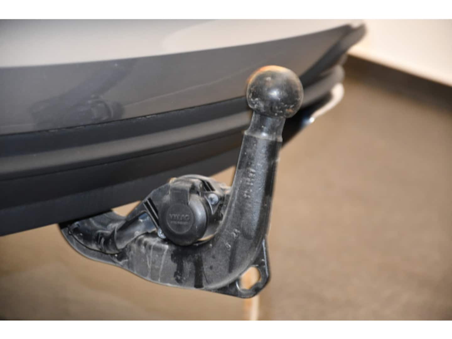 Bild über Audi A4 Avant 30 TDI S tronic - für weitere Informationen kontaktieren Sie den Audi Partner