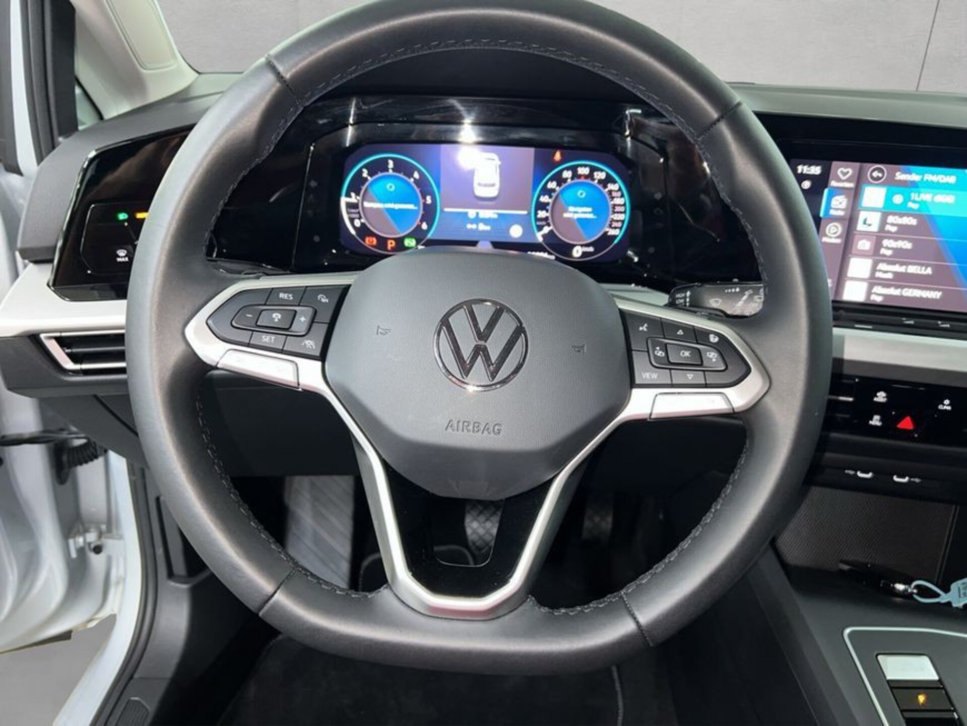 Volkswagen Golf Life