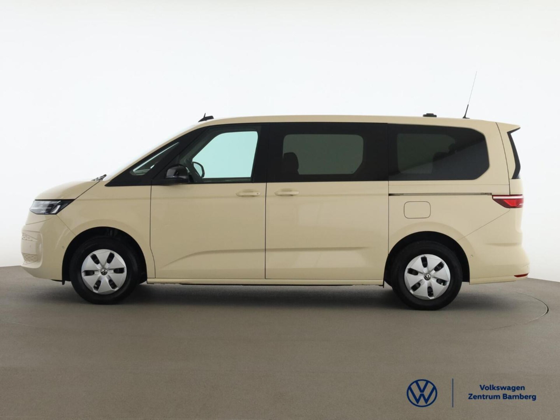 Volkswagen Multivan Langversion Basis-Modell