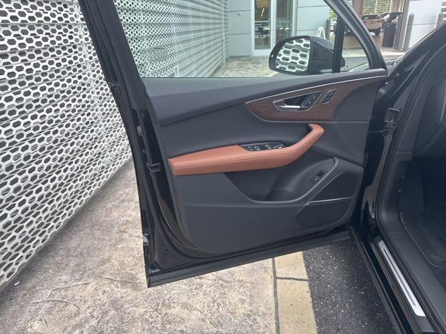 2025 Audi Q7 Premium Plus - Photo 31
