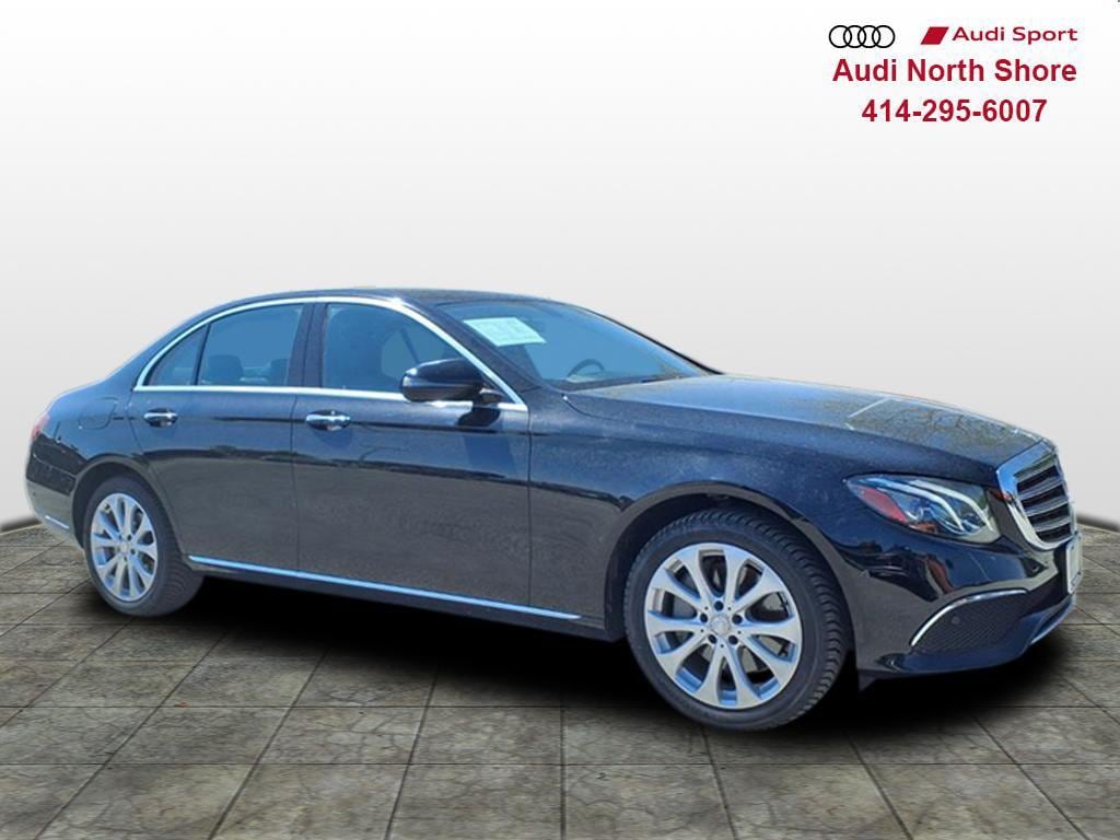 2017 Mercedes-Benz E-Class E300 4MATIC's photo