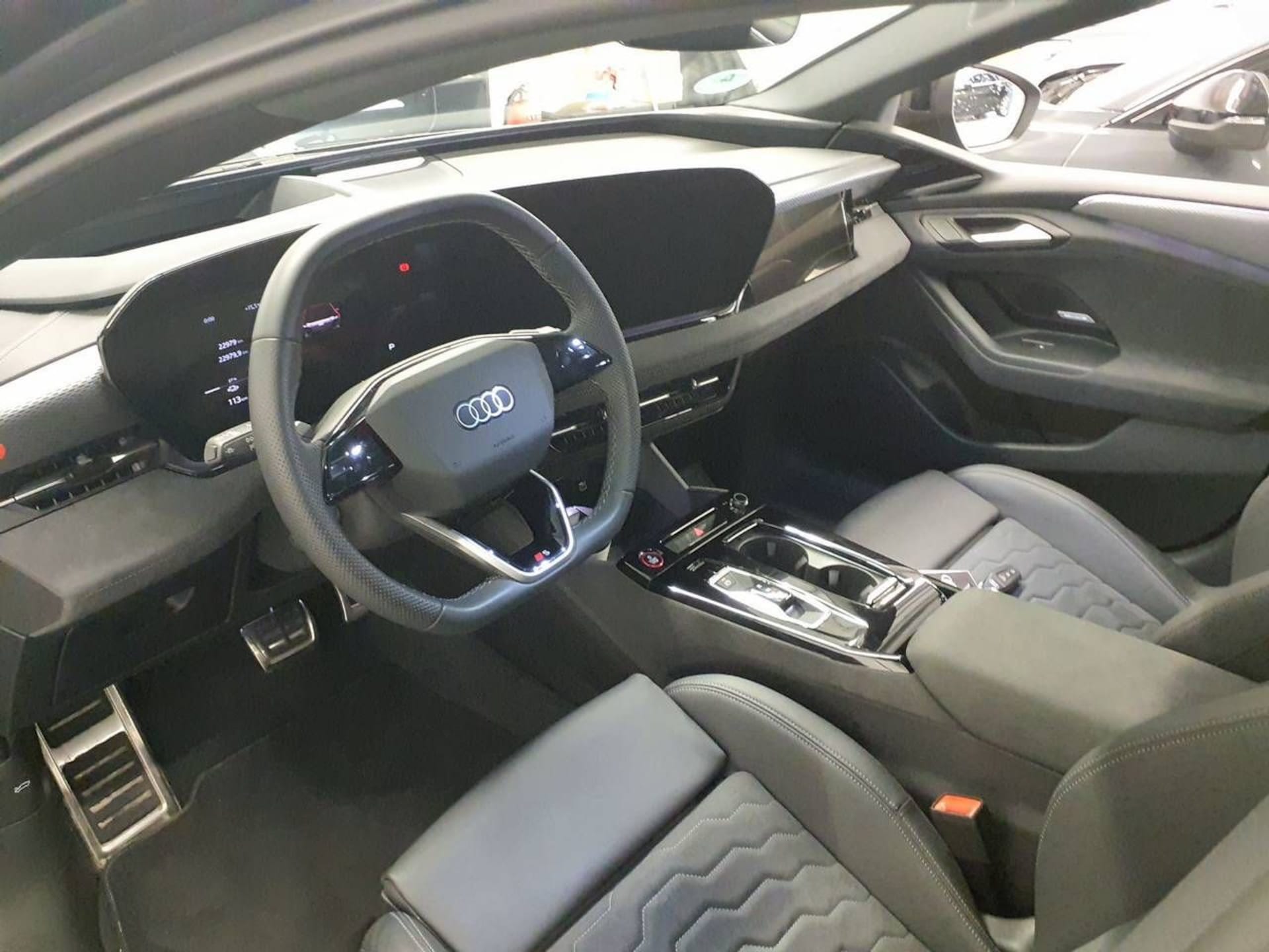 Audi S6 Avant e-tron