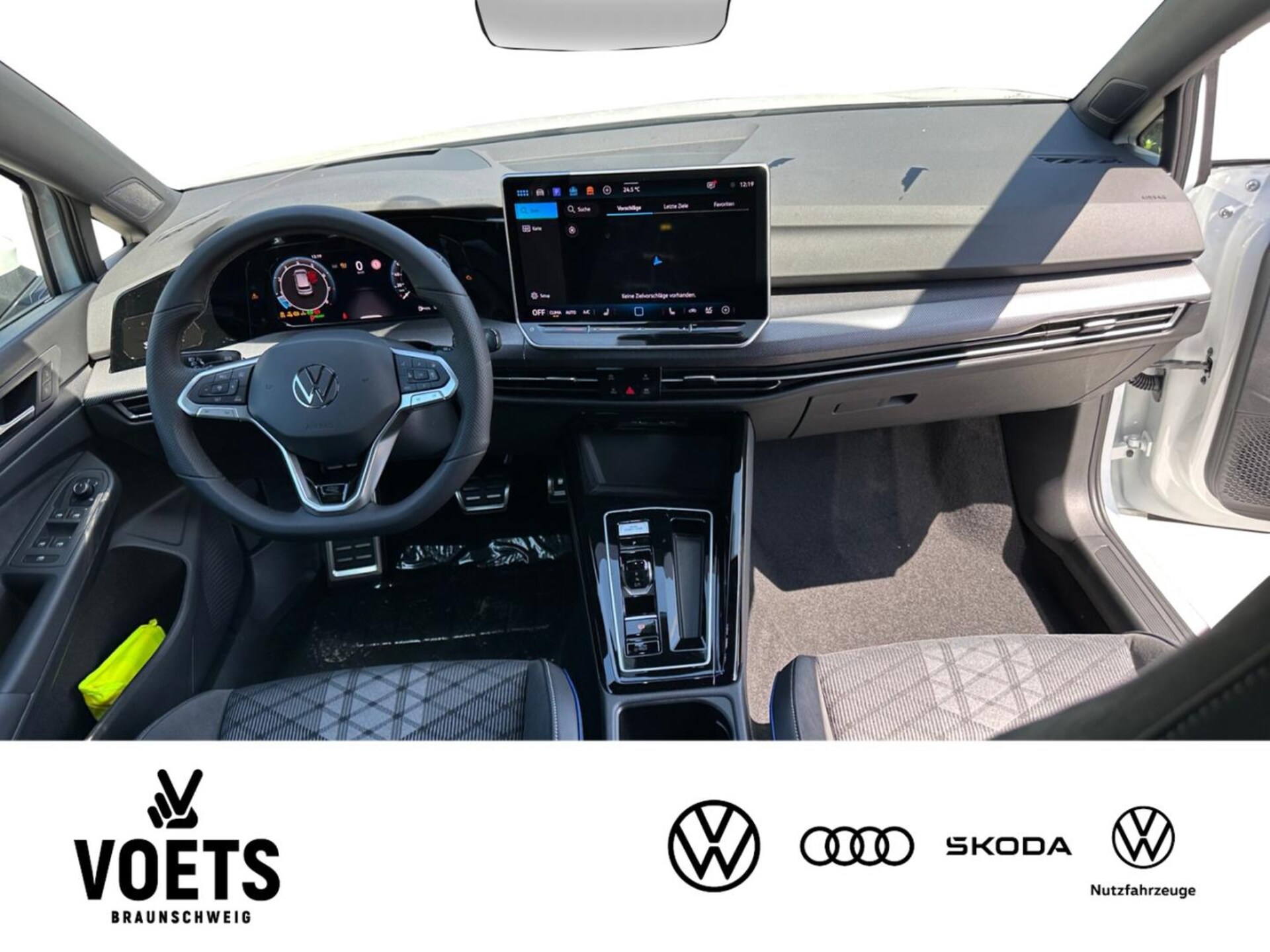 Volkswagen Golf R-Line