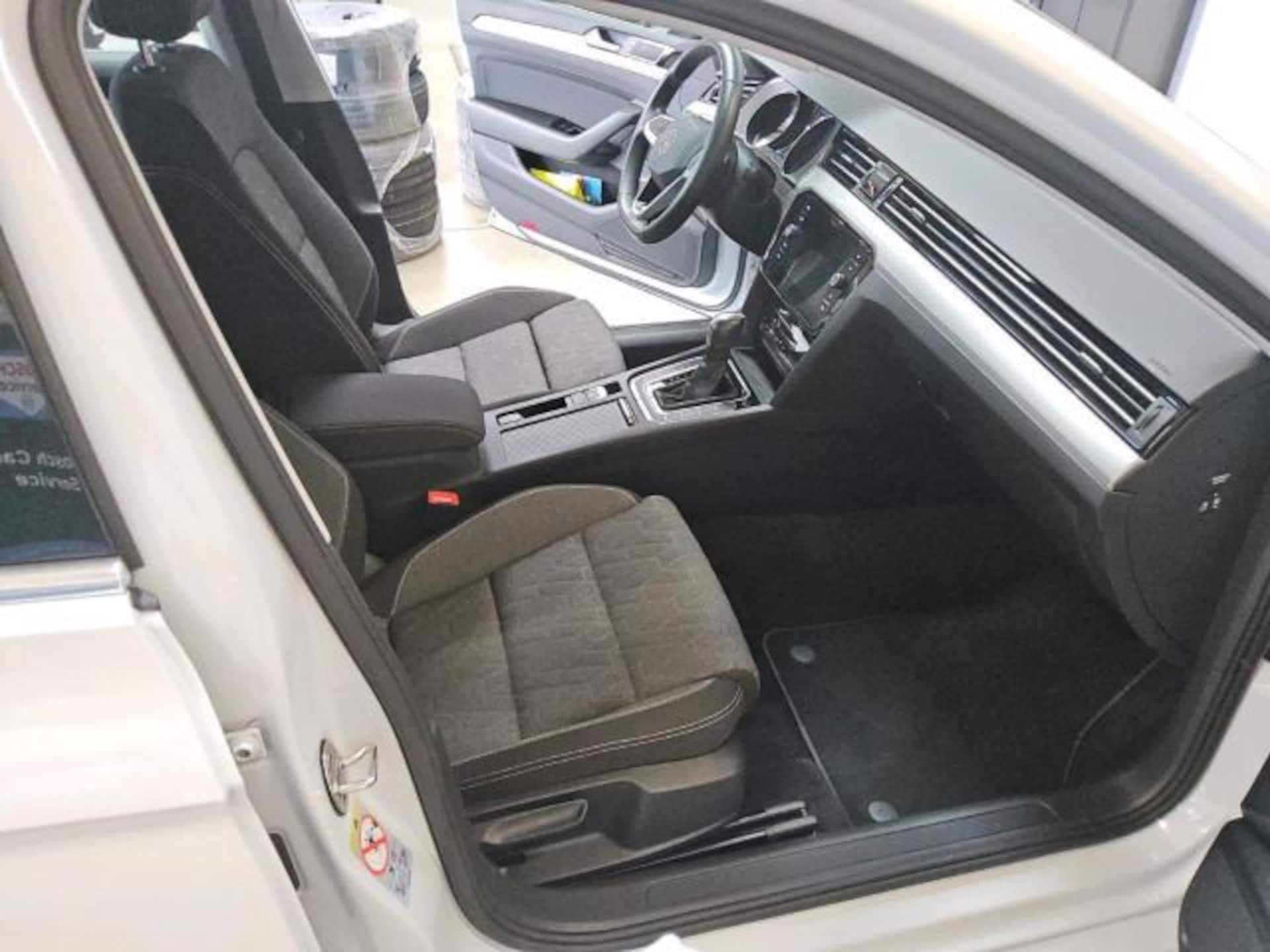 Volkswagen Passat Variant Business