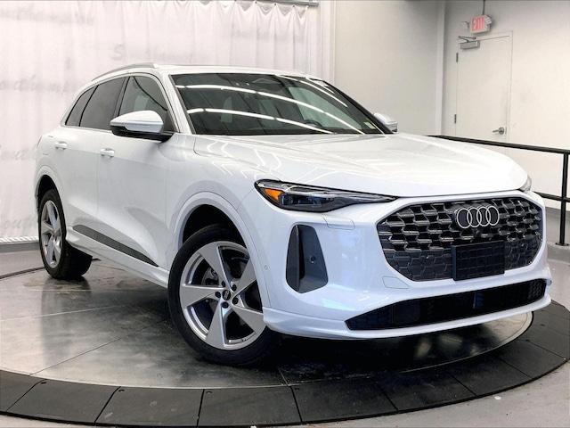Photo of 2025 Audi Q5
