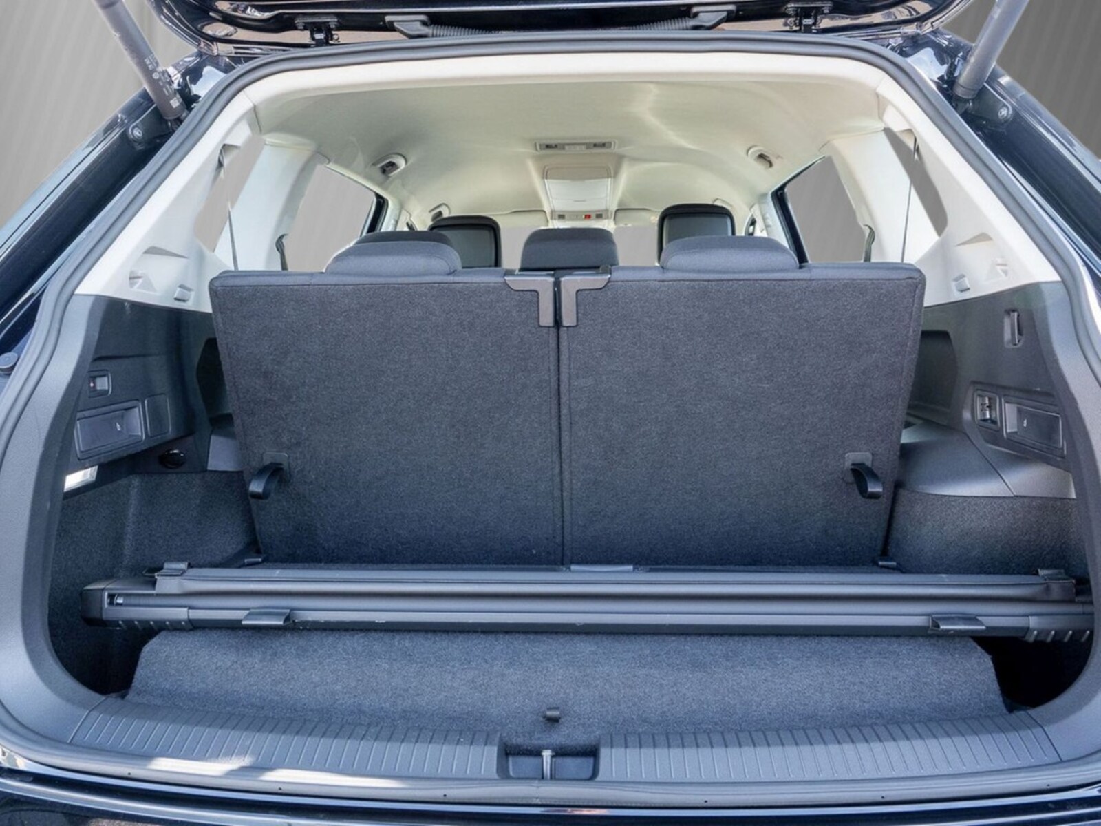 Volkswagen Tiguan Allspace – Bild 6