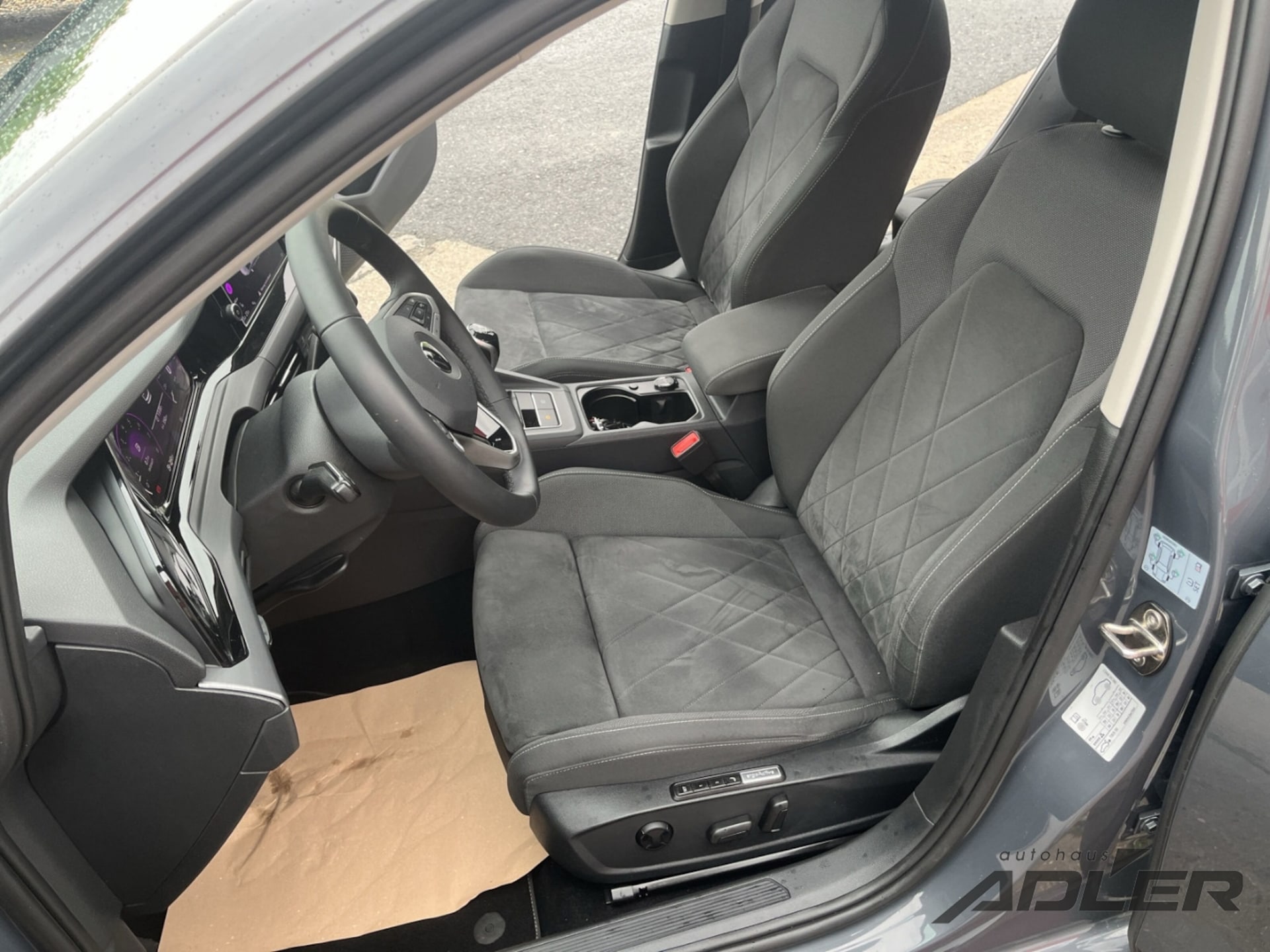 Volkswagen Golf Variant Style